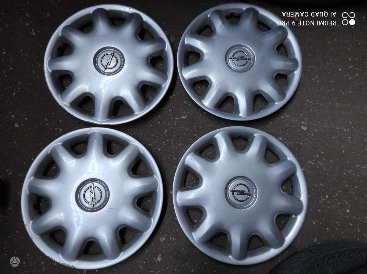 Opel, ratų gaubtai, R15