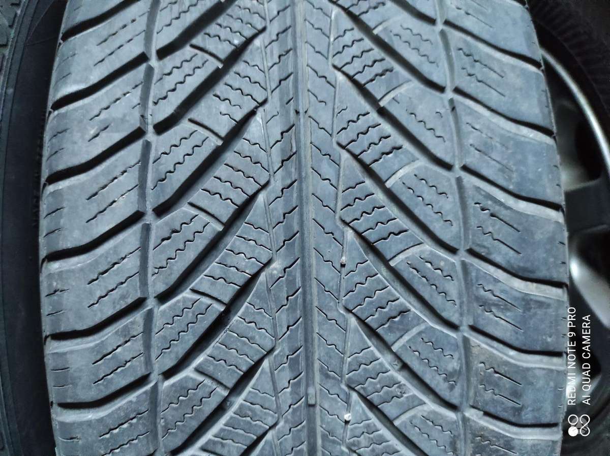 Goodyear, winter 245/45 R19