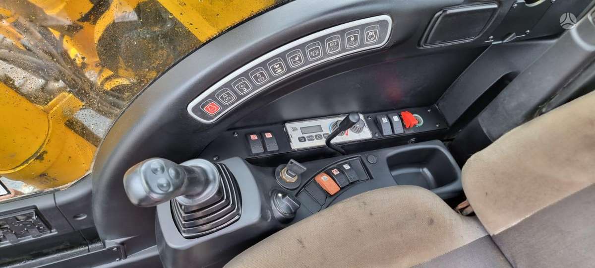 JCB JS 175W, экскаваторы
