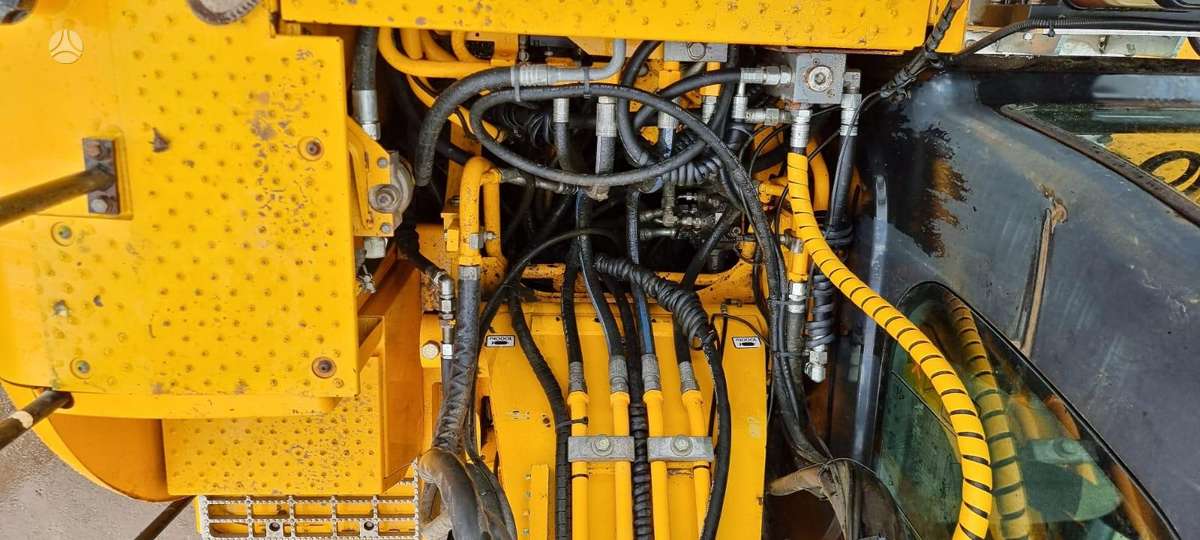 JCB JS 175W, экскаваторы