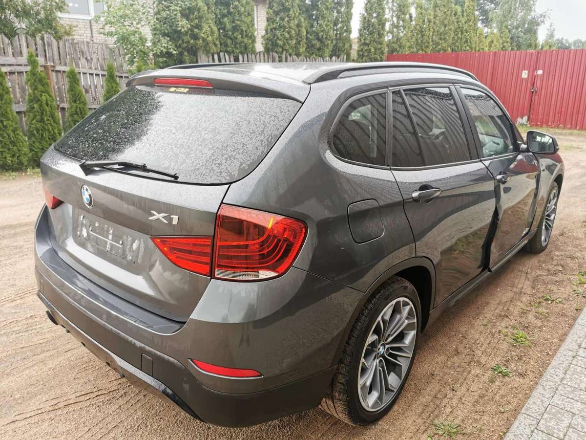 BMW X1 по частям