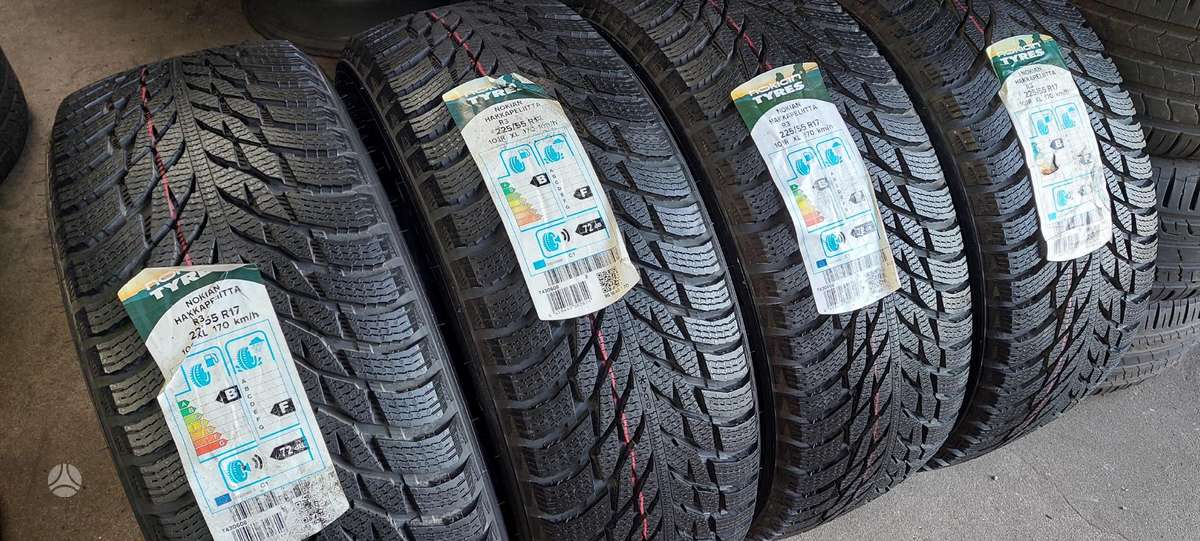 Nokian, žieminės 225/55 R17