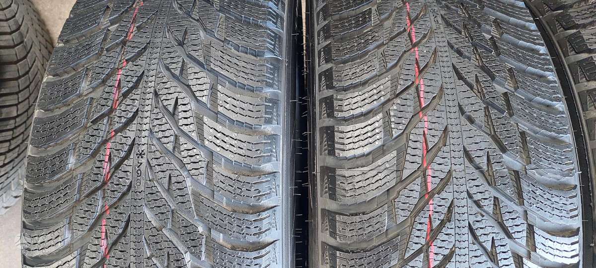 Nokian, зимние 225/55 R17