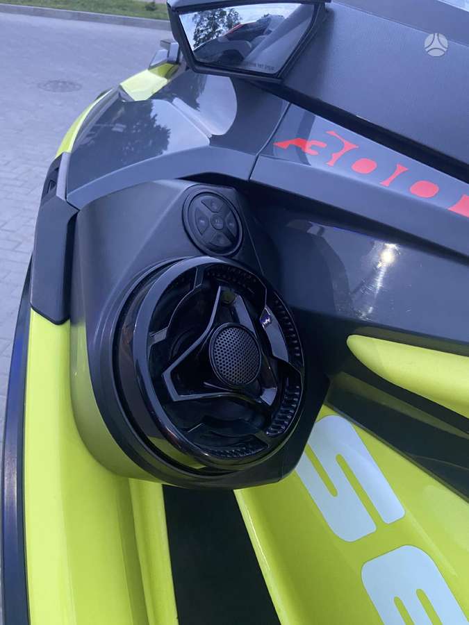 Sea-Doo RXT-X, водные мотоциклы