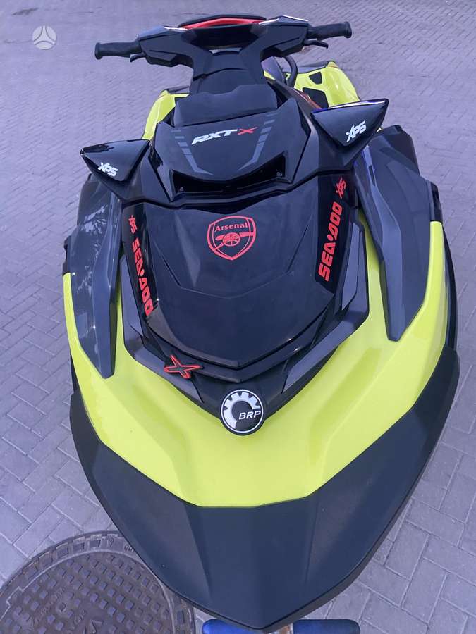 Sea-Doo RXT-X, водные мотоциклы