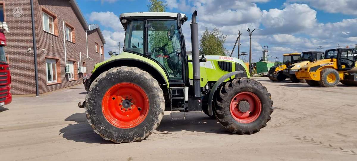 Claas Arion 640 4wd, traktoriai