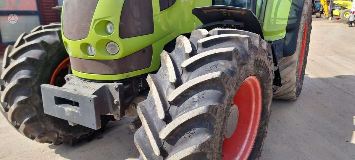 Claas Arion 640 4wd, traktoriai