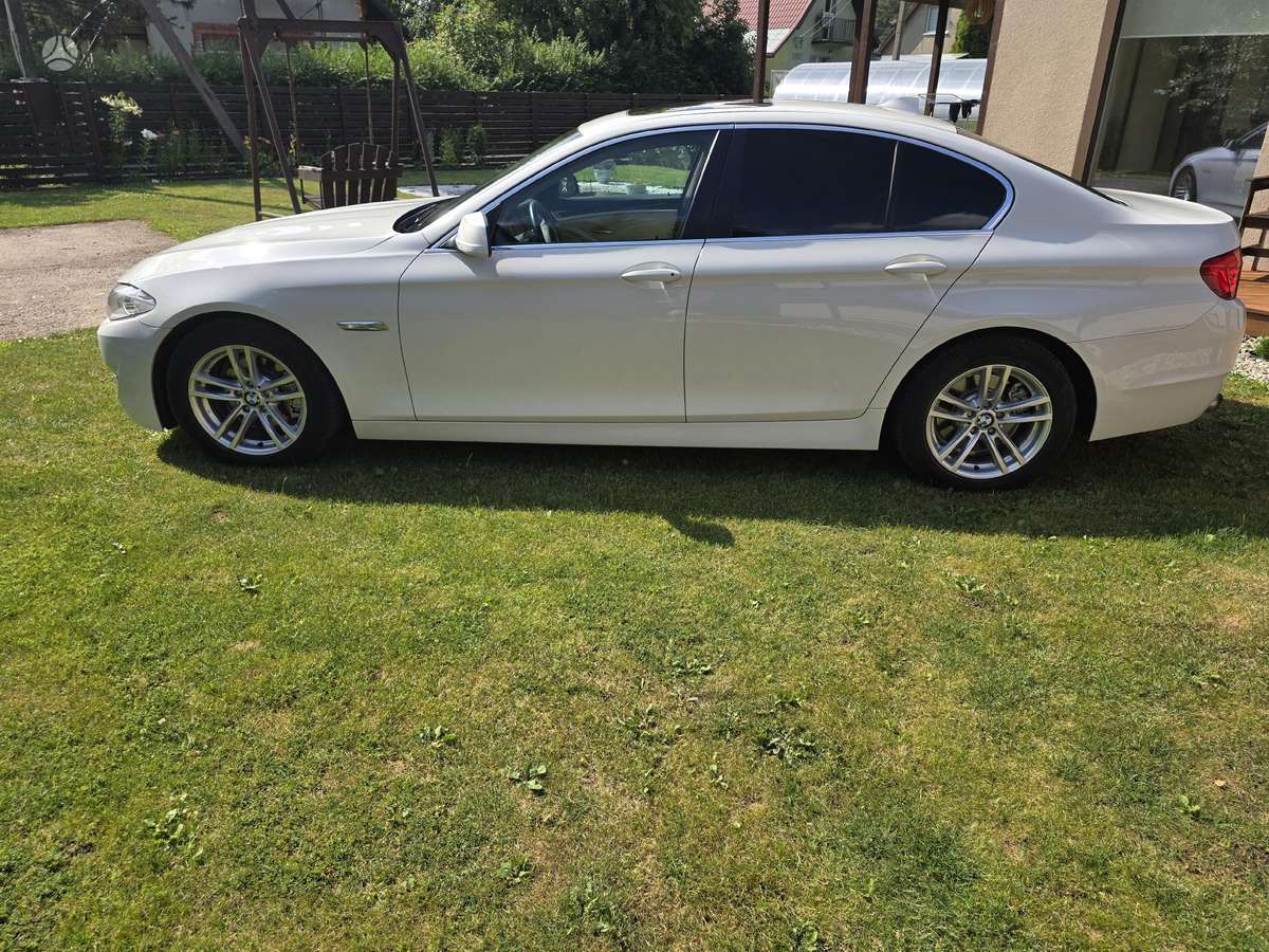 BMW 520, 2.0 l., Седан