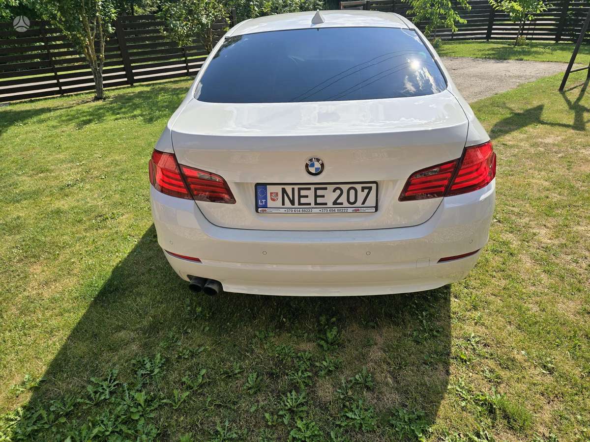 BMW 520, 2.0 l., Седан