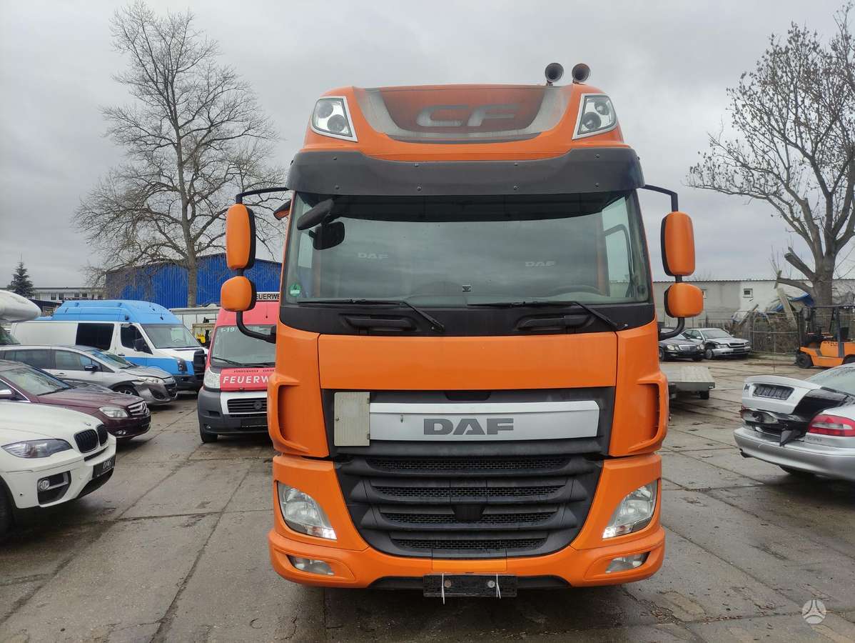 DAF CF 440 FT Hydraulika, 1 спальное место