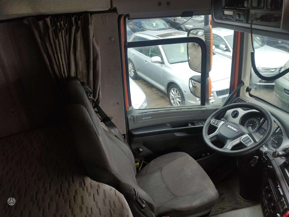 DAF CF 440 FT Hydraulika, 1 спальное место