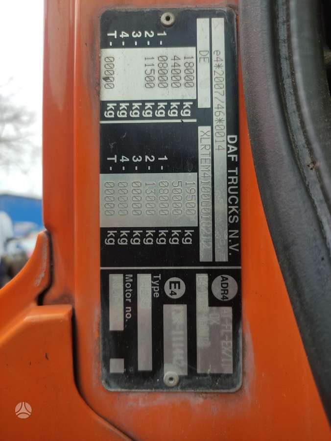 DAF CF 440 FT Hydraulika, 1 спальное место