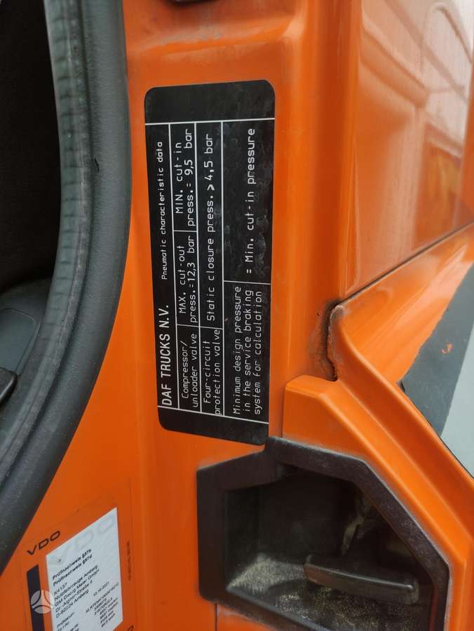 DAF CF 440 FT Hydraulika, 1 спальное место