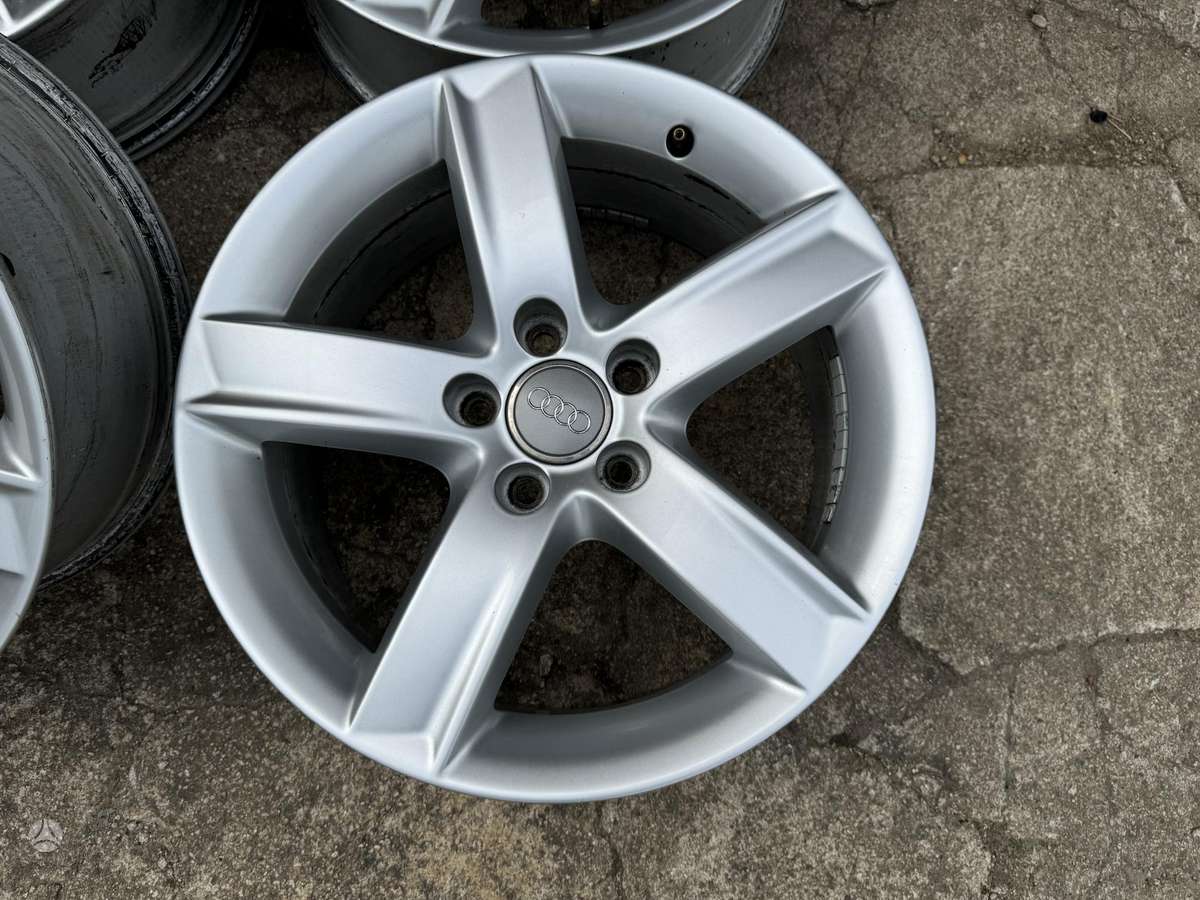 Audi, vieglmetāla, R17