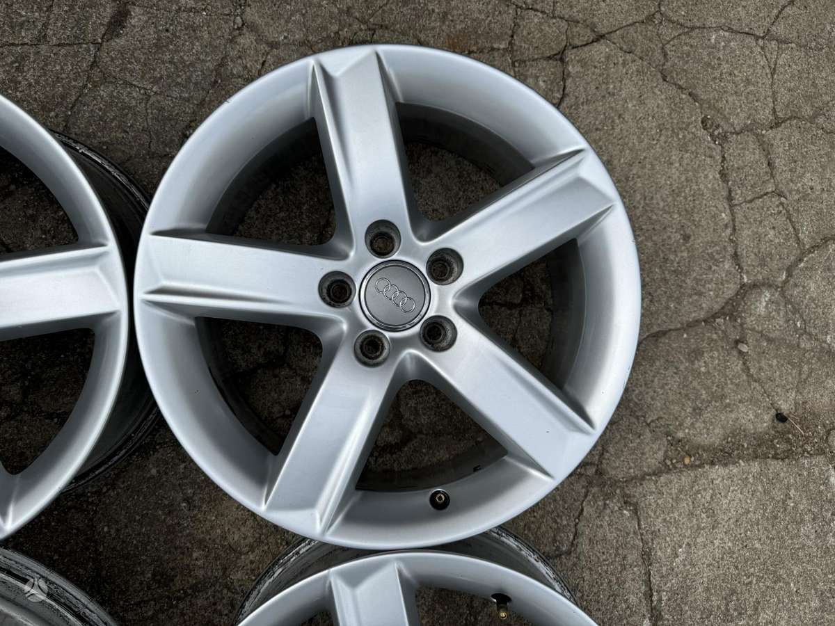 Audi, vieglmetāla, R17