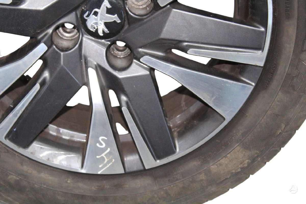 Peugeot 2008, light alloy, R16