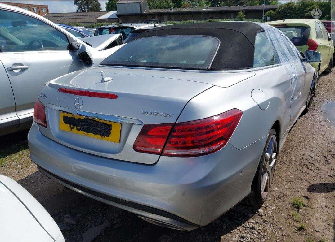 Mercedes-Benz E350 642838