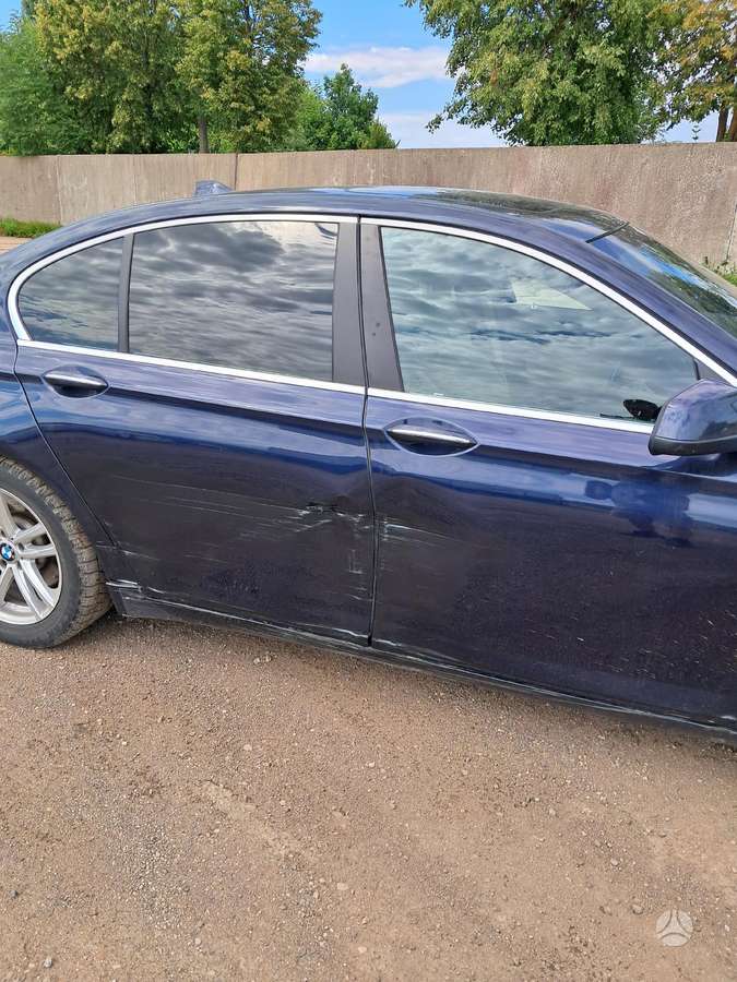 BMW 740, 3.0 l., Седан