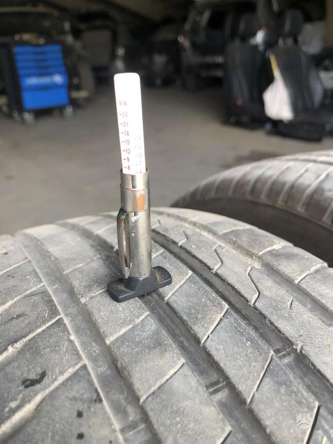 Firestone, vasaras 215/60 R17