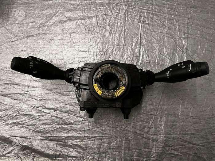 Volvo S60 kėbulo dalys
