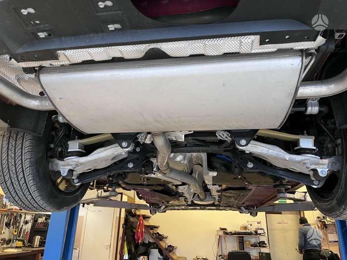 Volvo S60 kėbulo dalys