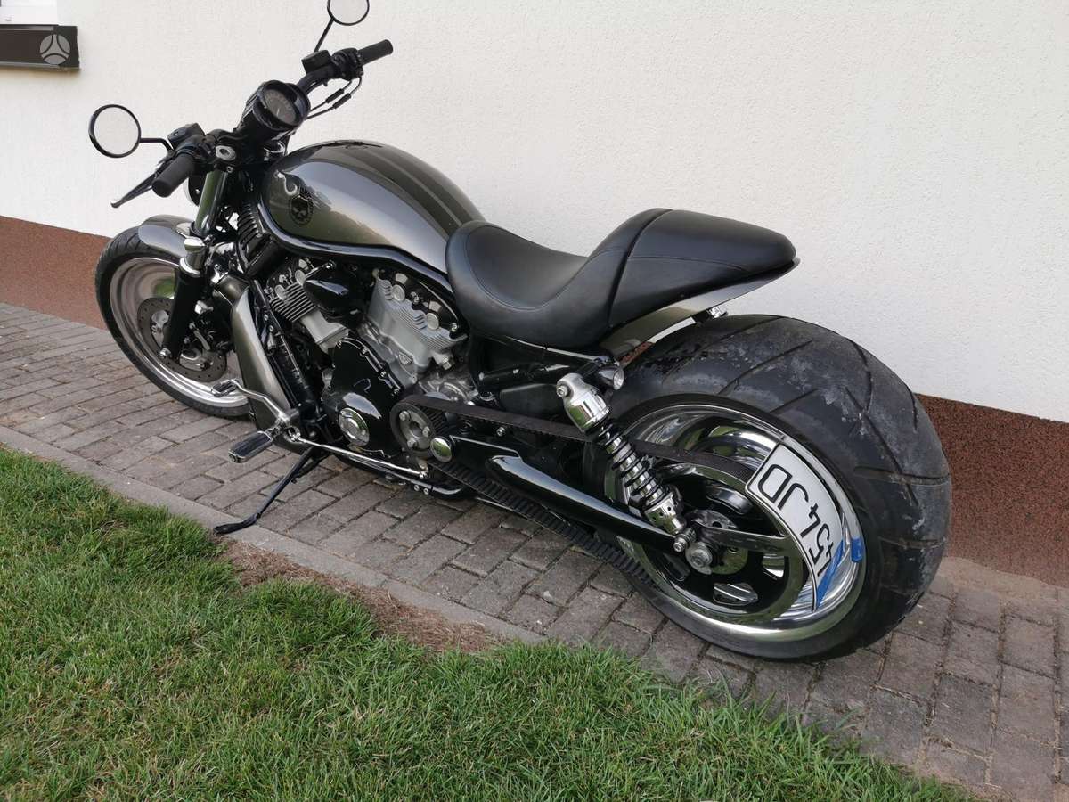 Harley-Davidson VRSC 1130cc, choppers