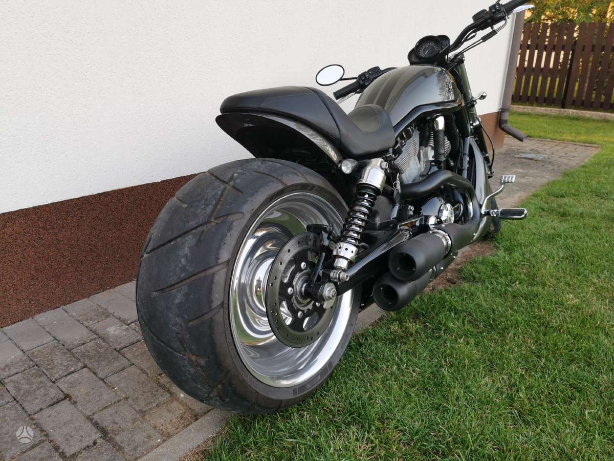 Harley-Davidson VRSC 1130cc, choppers