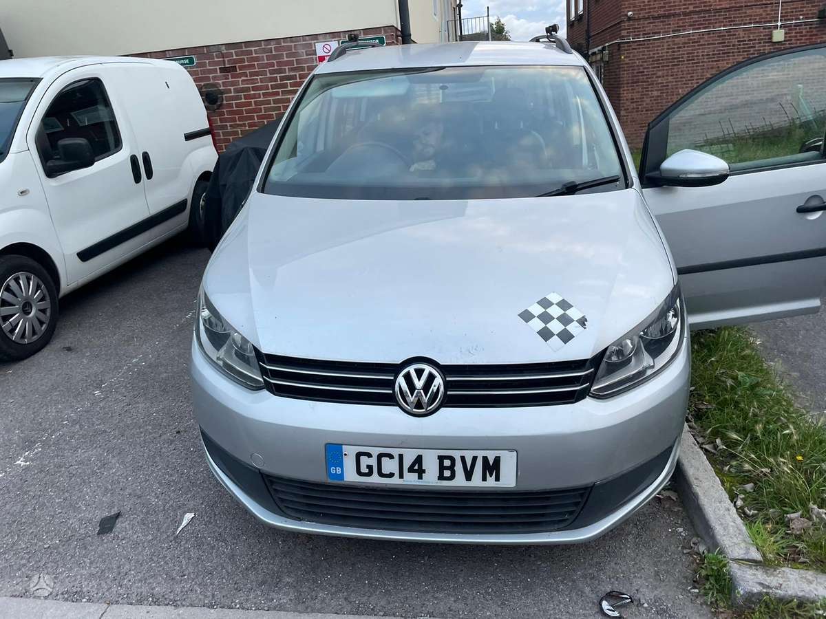 Volkswagen Touran по частям