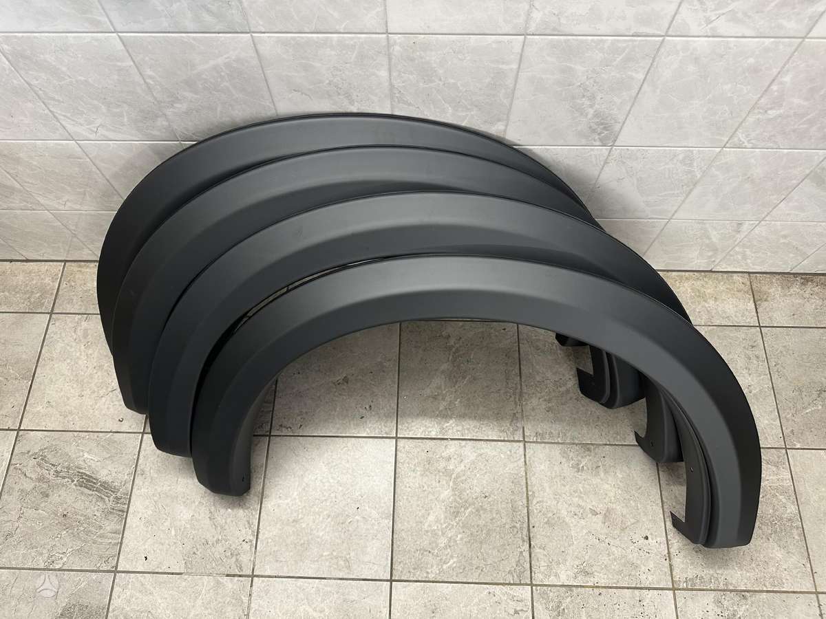 Ford Ranger hood (front, rear)
