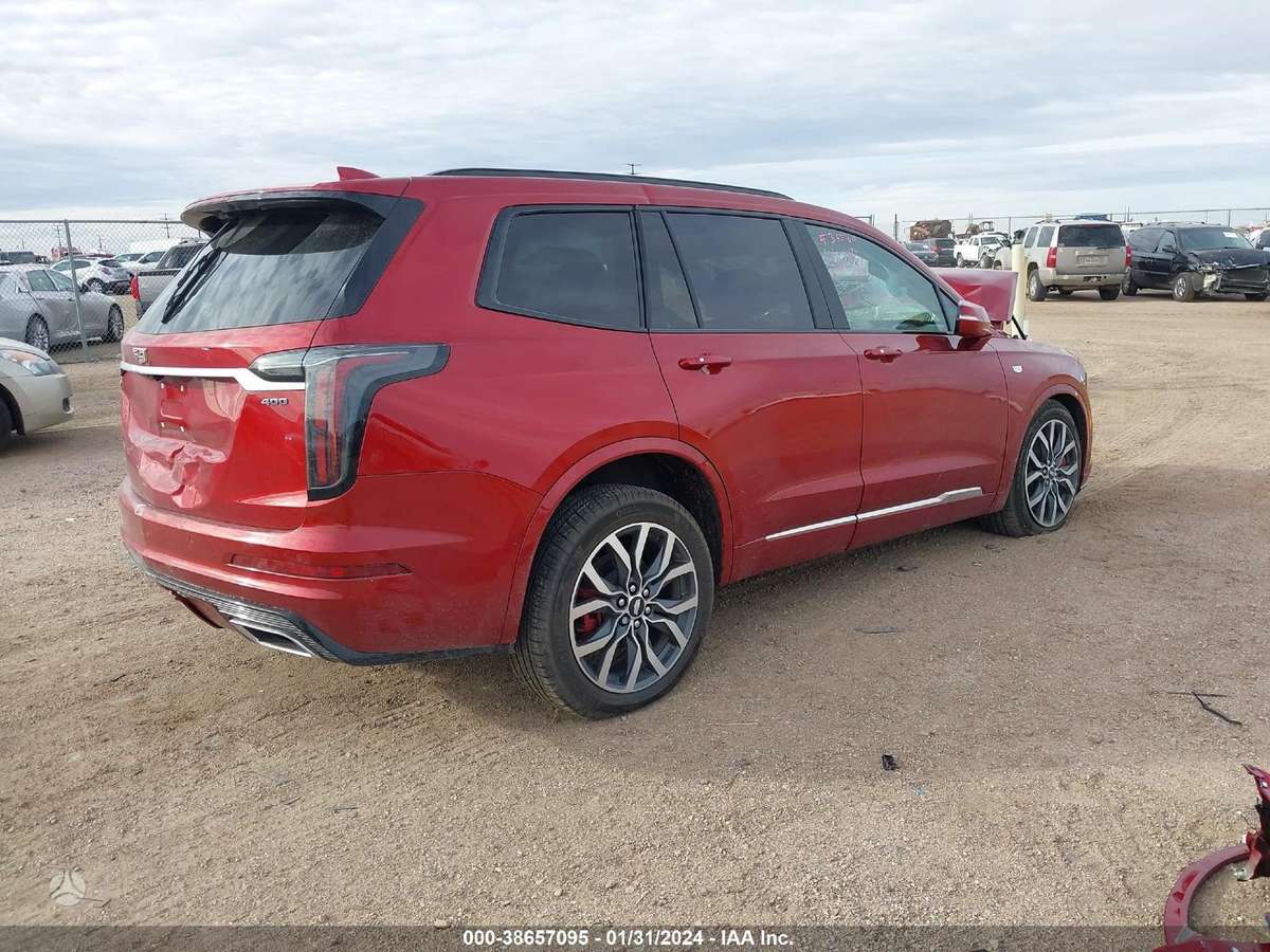 Cadillac XT6