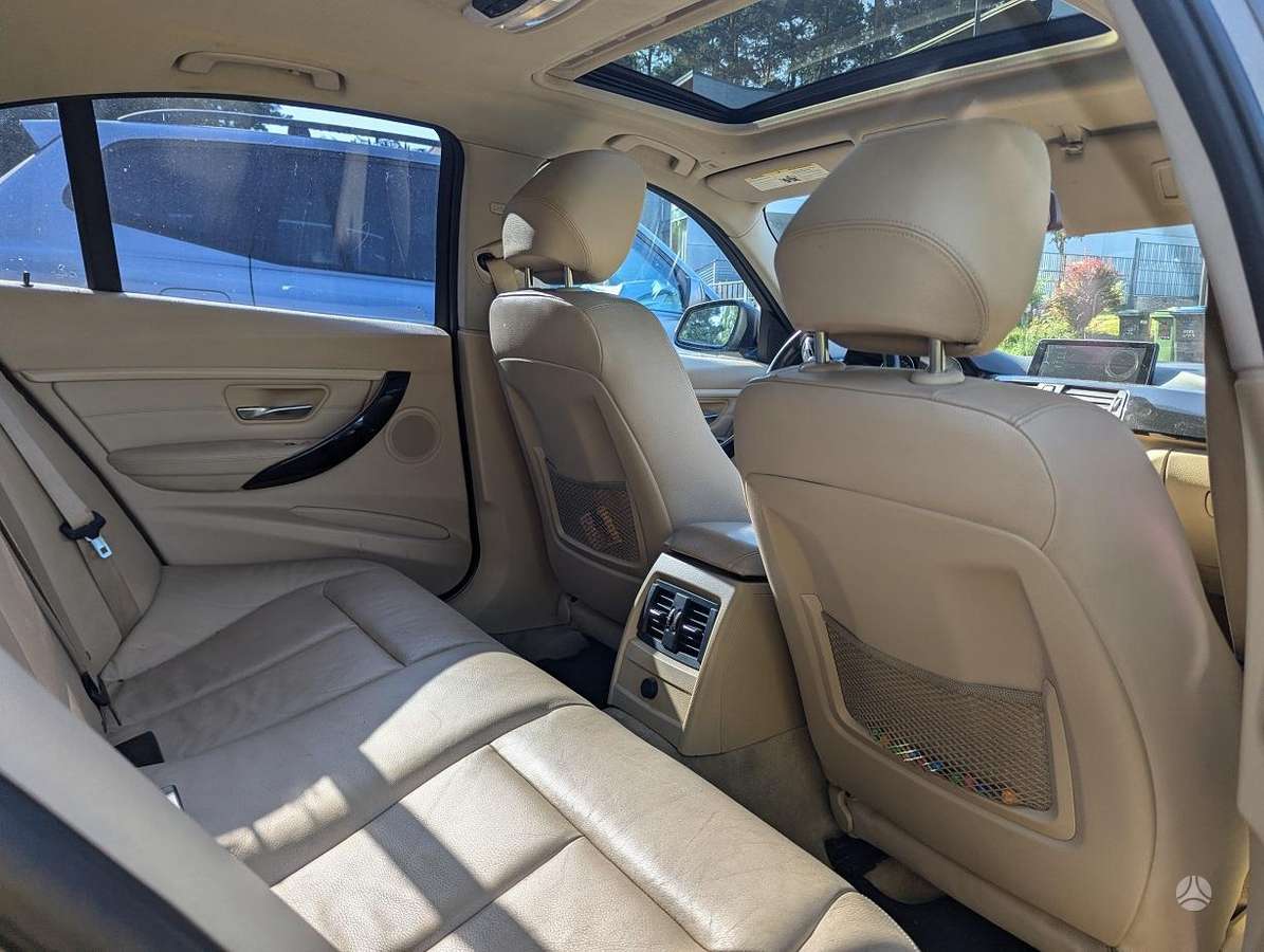 BMW 328, 2.0 l., Седан