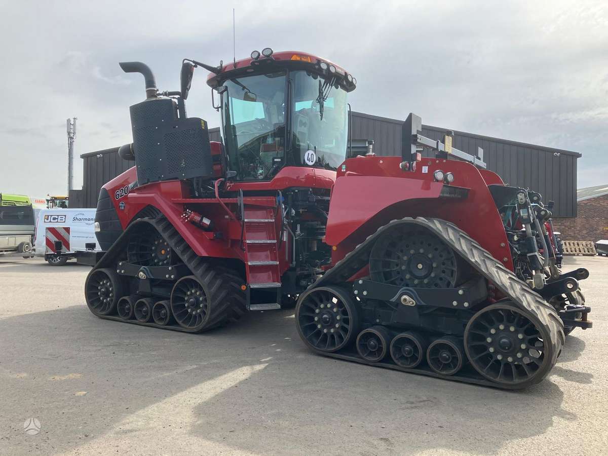 Case-IH Quadtrac 620, traktoriai