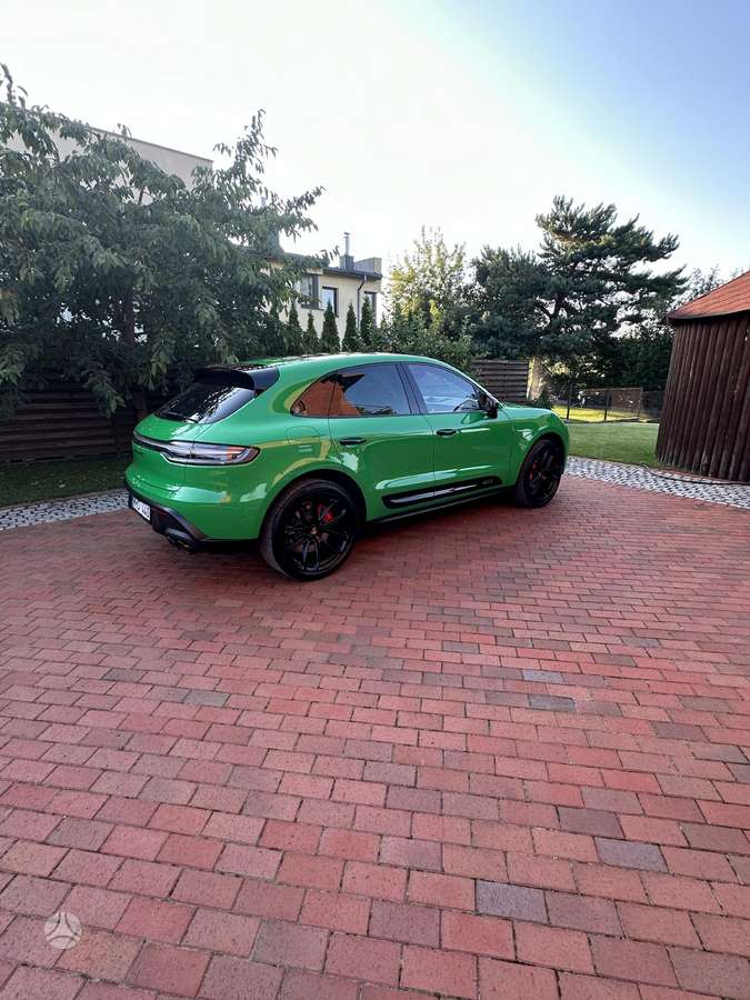 Porsche Macan - 3