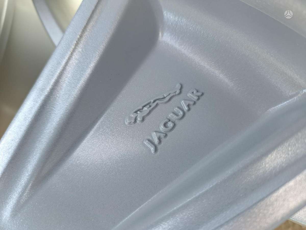 Jaguar I-Pace NAUJI, light alloy, R20