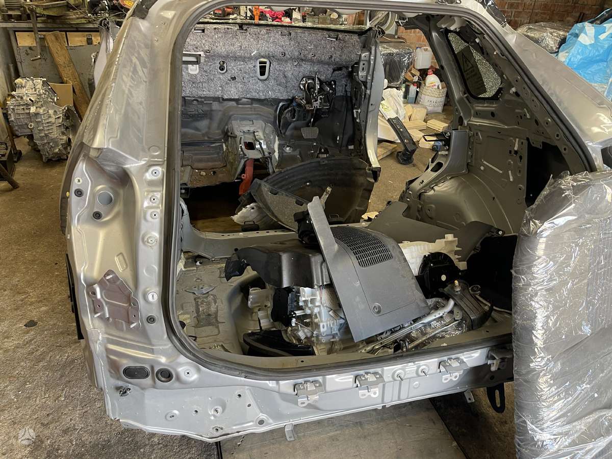 Toyota RAV4 Dalimis
