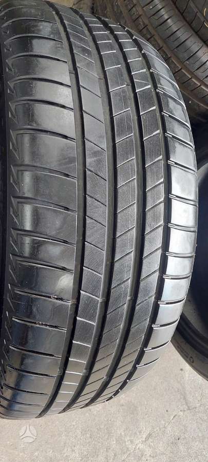 Bridgestone, vasarinės 235/45 R18