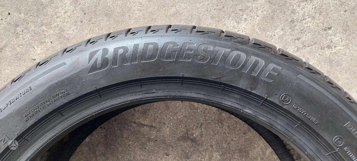 Bridgestone, summer 235/45 R18