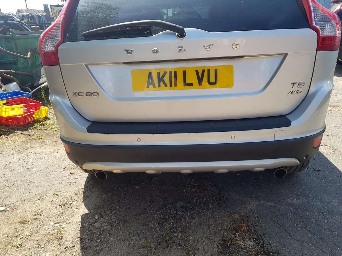 Volvo XC60 Visos volvo dalys