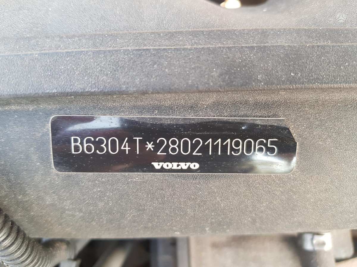 Volvo XC60 Visos volvo dalys