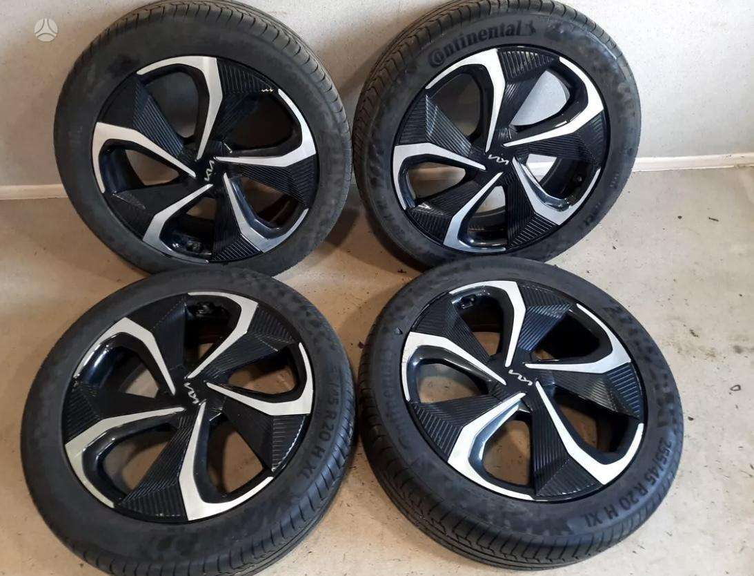 Kia EV6 Ratai r20