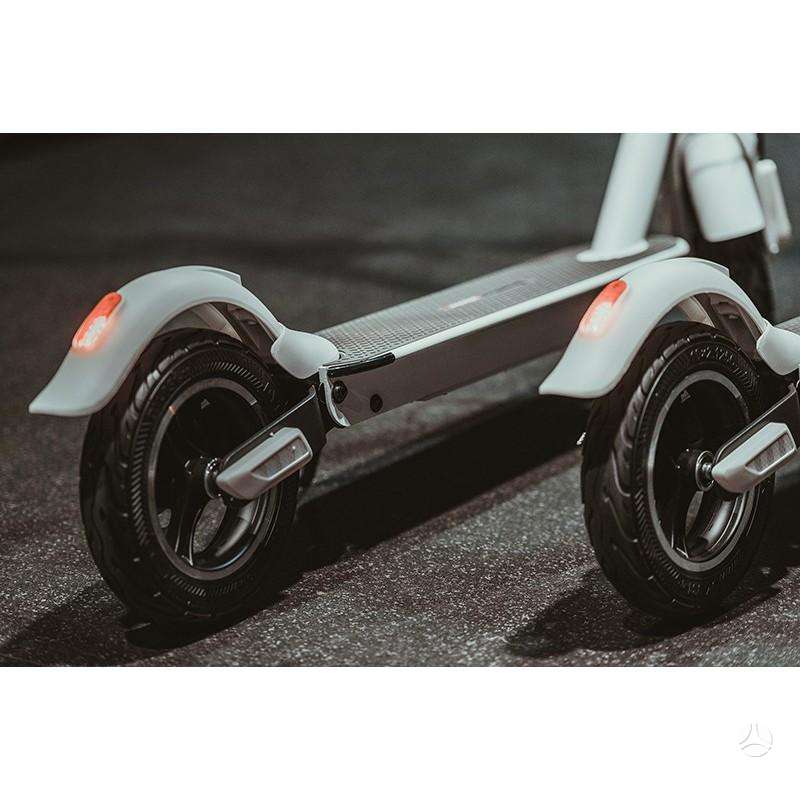 Electric scooter Beaster