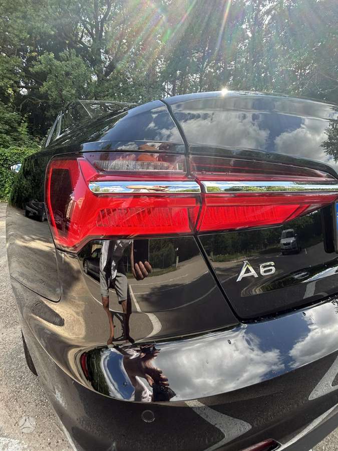 Audi A6, 2.0 l., Седан
