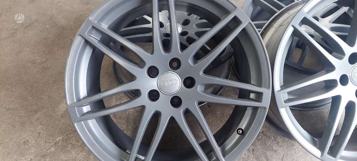 Audi, light alloy, R20