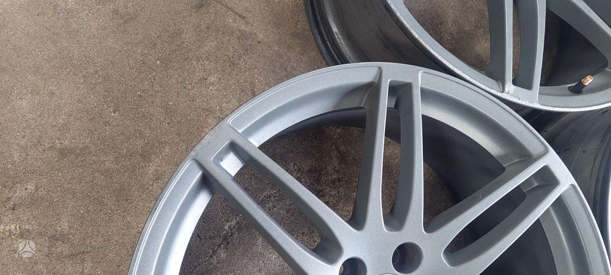 Audi, lengvojo lydinio, R20