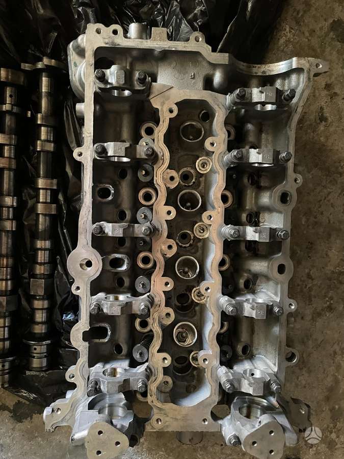 Opel Astra variklio detalės