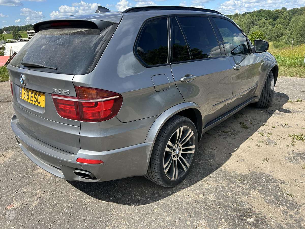 BMW X5 Dalis pristatome