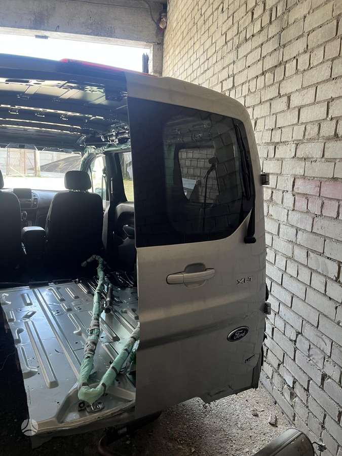 Ford Transit Connect детали кузова