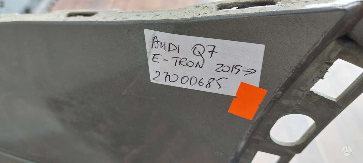Audi e-tron, 4M0807527B, Cen20696