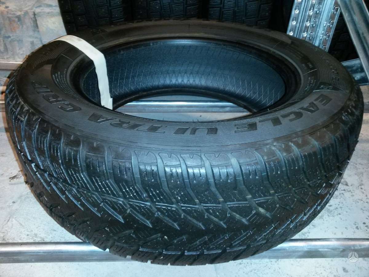 Goodyear Eagle Ultra Grip, winter 215/65 R16