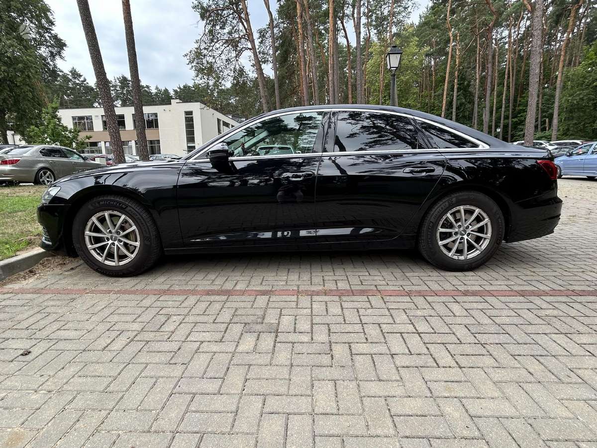 Audi A6, 2.0 l., Седан